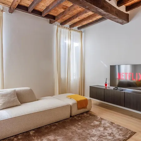 Daire Nebbia Sul Naviglio - Rua Frati 34 Palace By Movebnb *