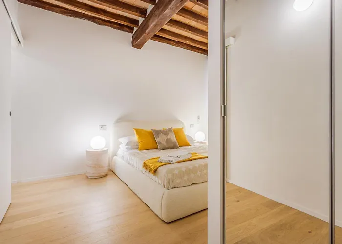 アパート Nebbia Sul Naviglio - Rua Frati 34 Palace By Movebnb *