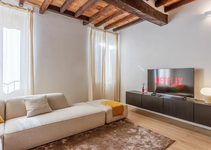 アパート Nebbia Sul Naviglio - Rua Frati 34 Palace By Movebnb *