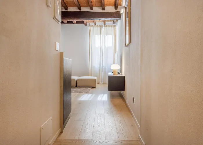 Nebbia Sul Naviglio - Rua Frati 34 Palace By Movebnb * モデナ